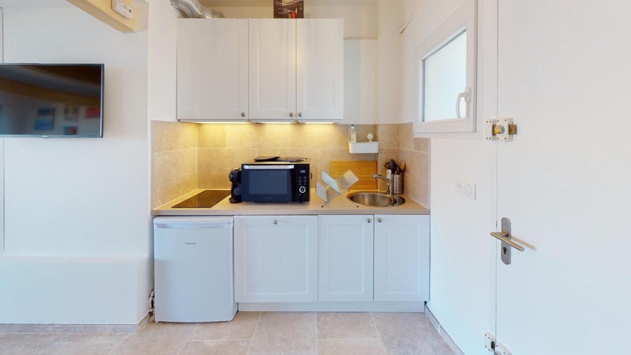 Pin Laricio Apartment Grimaud Bagian luar foto